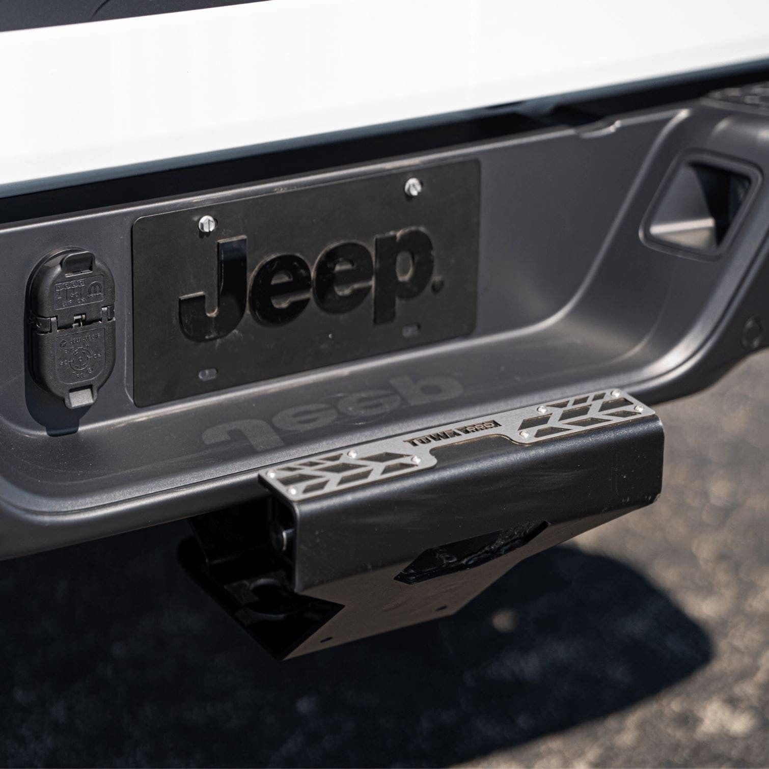 TUWA PRO 4CX Boar Hitch Step | Heavy Duty Steel Rear Bumper Protection & Step