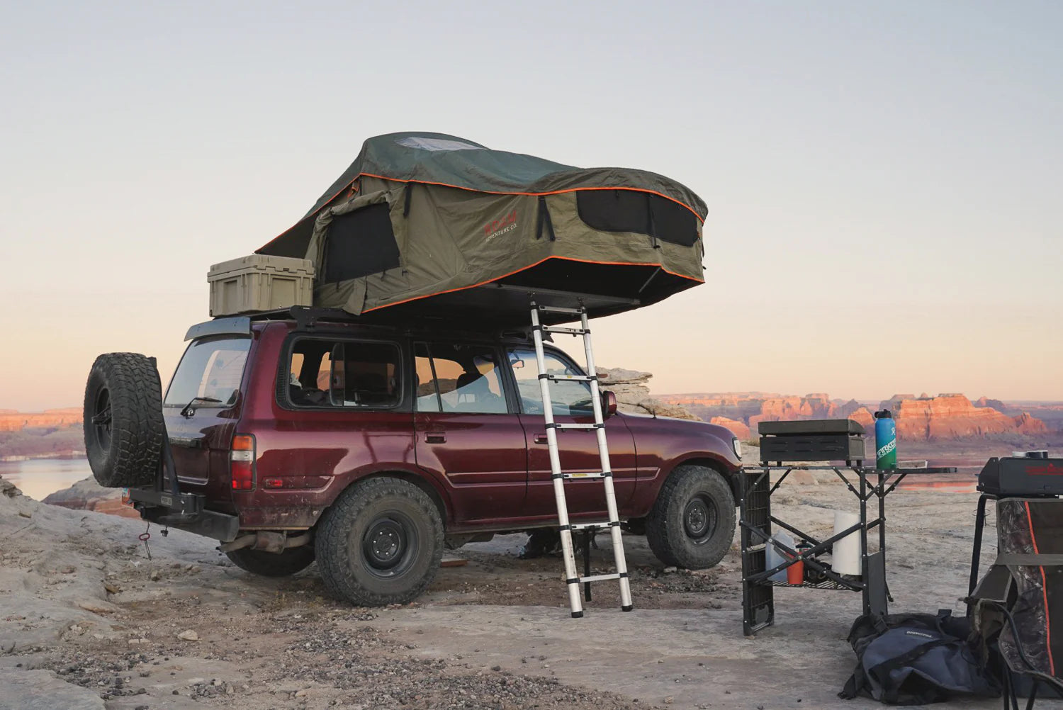 V1 - the Vagabond Rooftop Tent