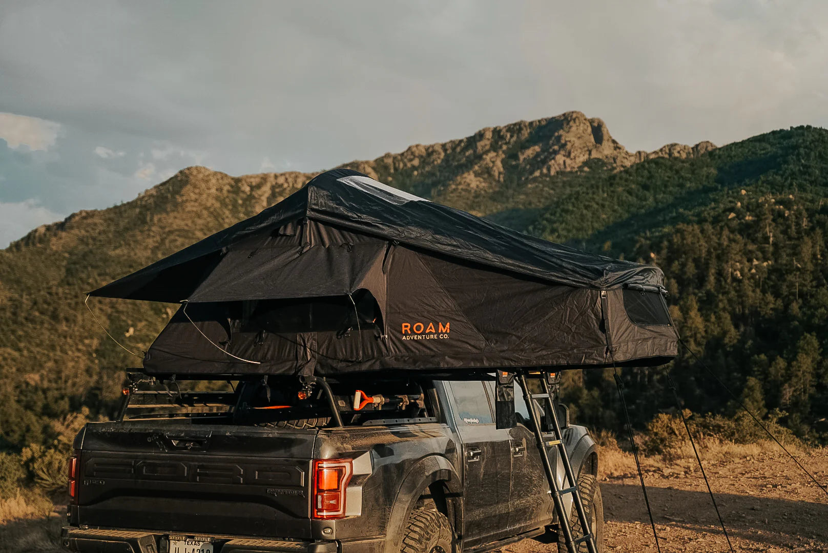 V1 - the Vagabond Rooftop Tent